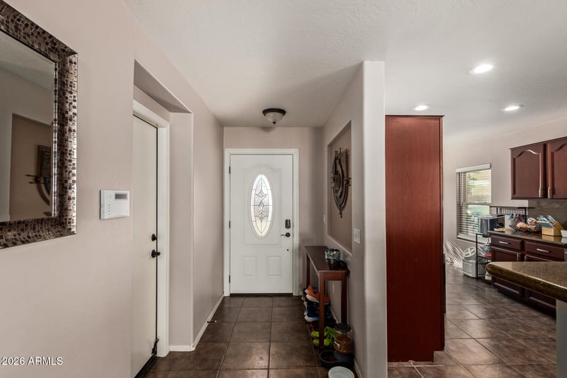 31027 Karen Ave, San Tan Valley, AZ 85143