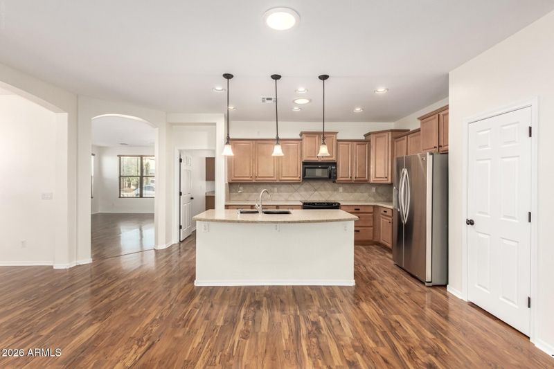 31032 N Obsidian Dr, San Tan Valley, AZ 85143