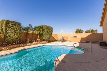 31032 N Obsidian Dr, San Tan Valley, AZ 85143