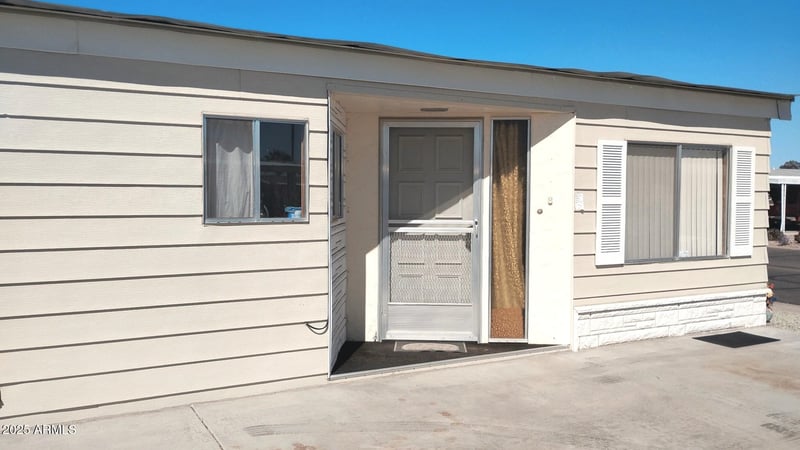 3104 Broadway Rd #272, Mesa, AZ 85204