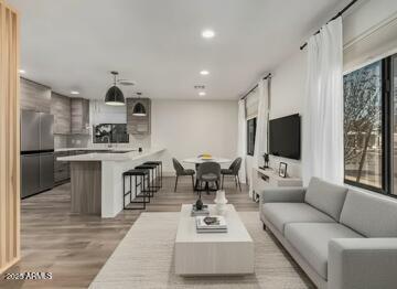 3104 Broadway Rd #276, Mesa, AZ 85204