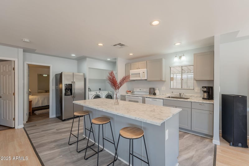 3104 Broadway Rd #345, Mesa, AZ 85204