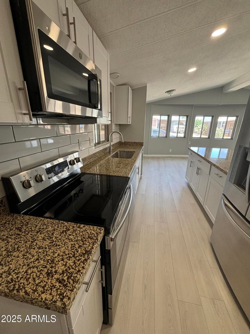 3104 Broadway Rd #348, Mesa, AZ 85203