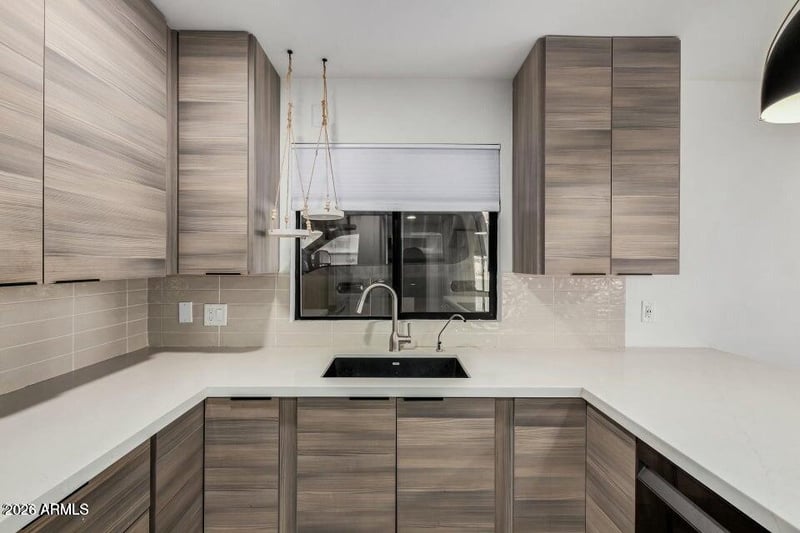 3104 E Broadway Rd #276, Mesa, AZ 85204