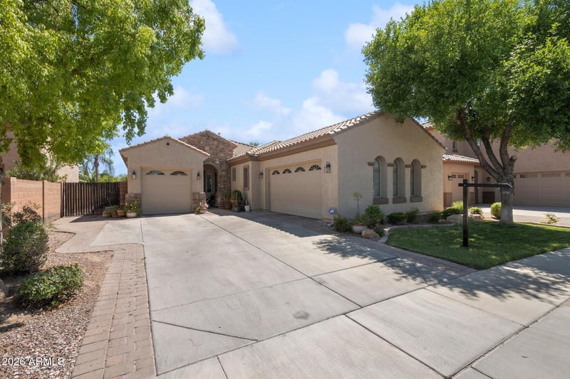 3105 E Claxton Ct, Gilbert, AZ 85297