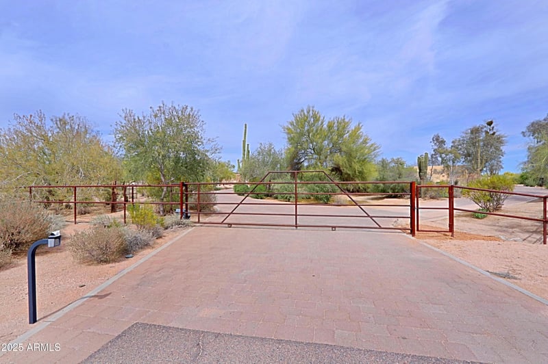 31055 56th St, Cave Creek, AZ 85331