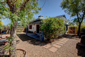 3106 Mohawk Ln, Phoenix, AZ 85027