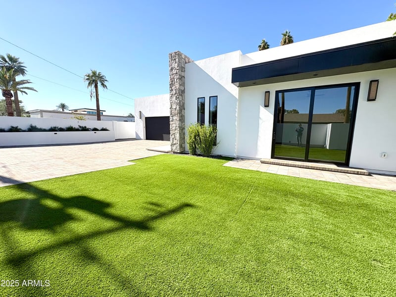 3106 Valencia Ln, Phoenix, AZ 85018