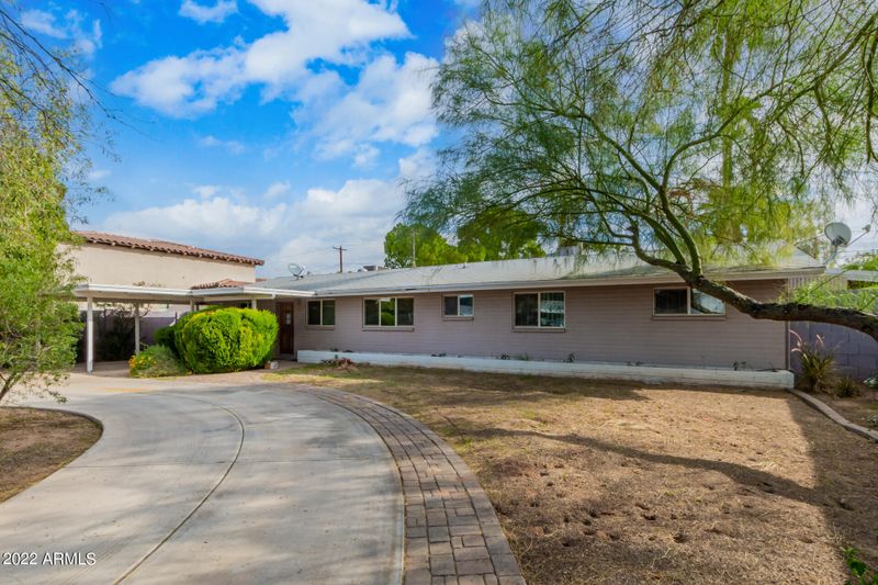 3107 N 56th St, Phoenix, AZ 85018