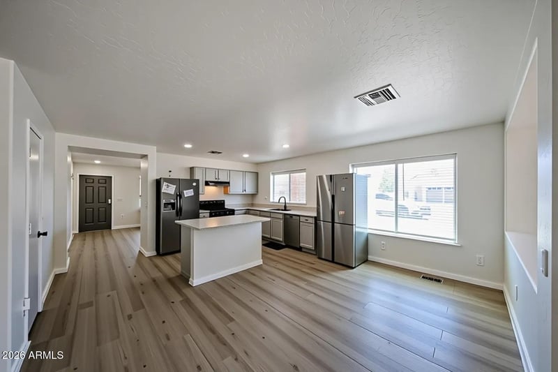 3107 Pollack St, Phoenix, AZ 85041