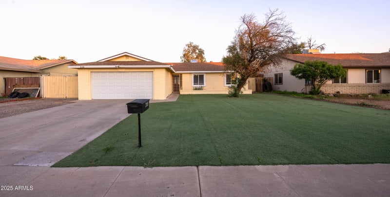 3109 89th Dr, Phoenix, AZ 85037