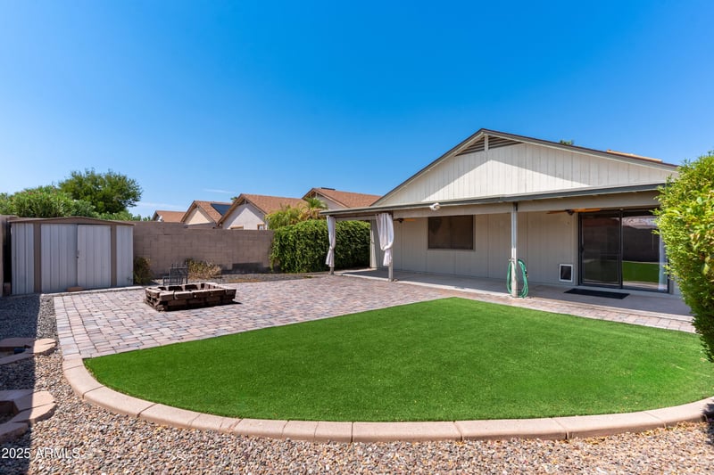3109 Los Gatos Dr, Phoenix, AZ 85027