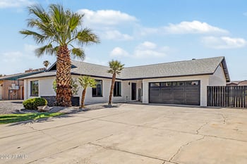 3109 W Beck Ln, Phoenix, AZ 85053