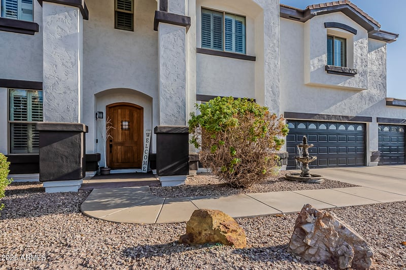 311 Frances Ln, Gilbert, AZ 85295
