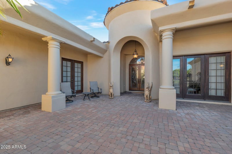 311 Wexford Cv, Phoenix, AZ 85020