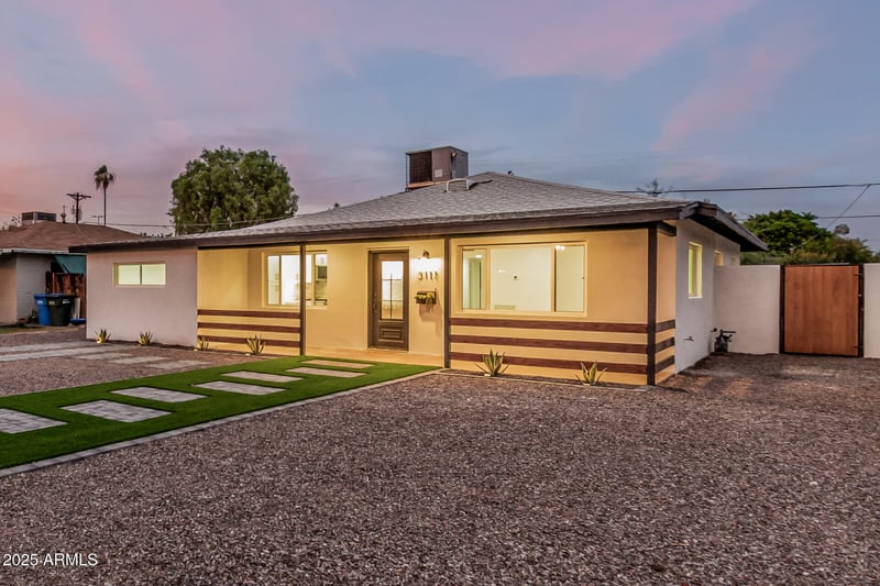 3111 34th St, Phoenix, AZ 85018