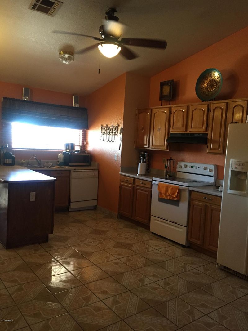3111 E Chipman Rd, Phoenix, AZ 85040