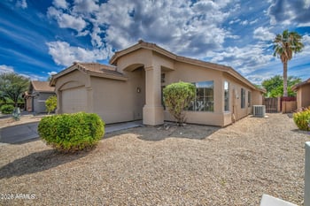 31111 N Claridge Cir, San Tan Valley, AZ 85143
