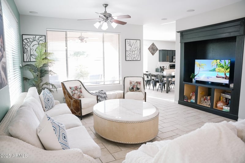 3112 Lois Ln, Gilbert, AZ 85295