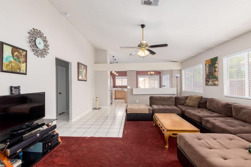 3112 W Salter Dr, Phoenix, AZ 85027