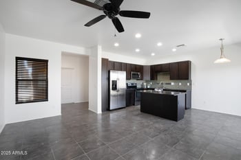 3113 Danbury Rd #10, Phoenix, AZ 85032