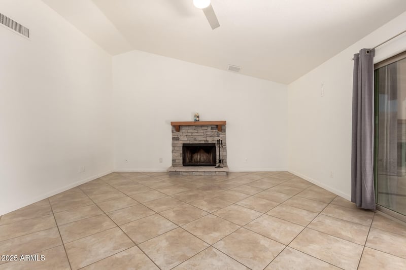 3113 Libby St, Phoenix, AZ 85032