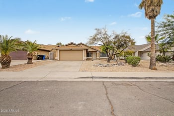 3113 Rose Garden Ln, Phoenix, AZ 85027