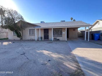 3114 64th Dr, Phoenix, AZ 85033