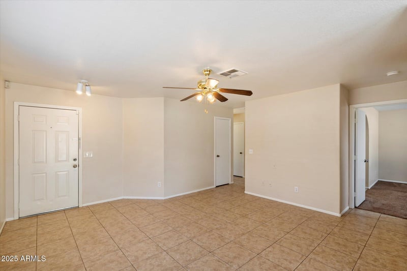 3114 Abraham Ln, Phoenix, AZ 85027