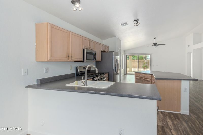 3115 E Captain Dreyfus Ave, Phoenix, AZ 85032