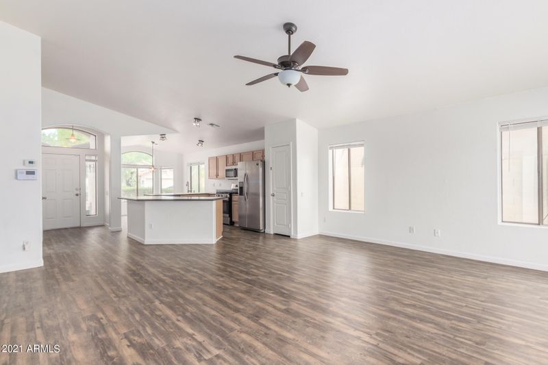 3115 E Captain Dreyfus Ave, Phoenix, AZ 85032