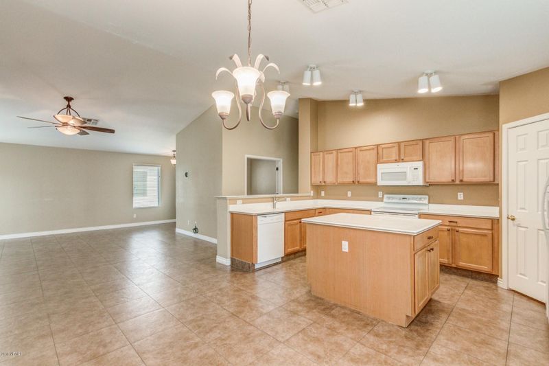 3115 E Winged Foot Dr, Chandler, AZ 85249