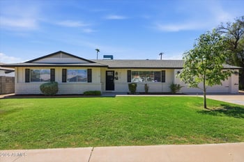 3115 E Yucca St, Phoenix, AZ 85028
