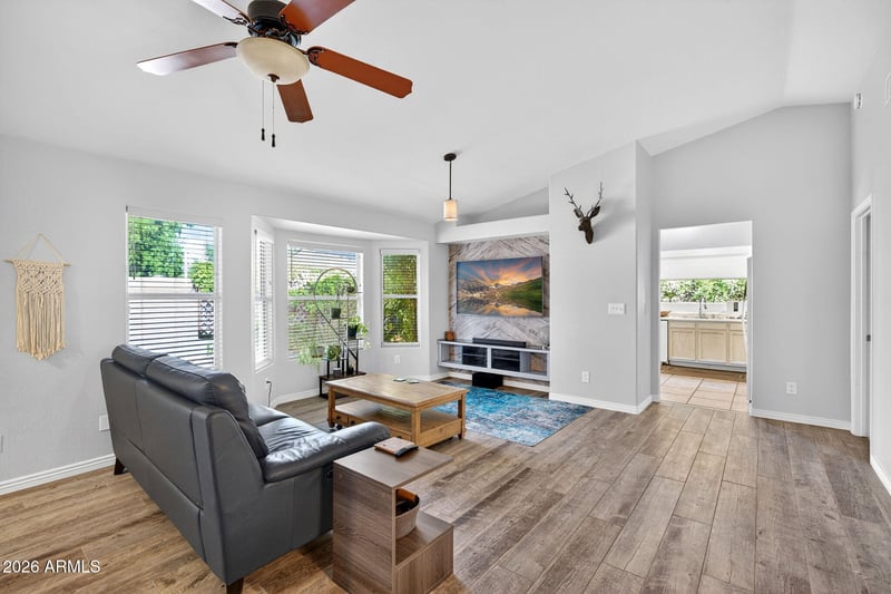 3115 W Melinda Ln, Phoenix, AZ 85027