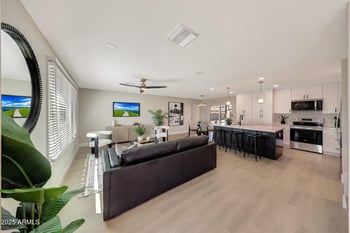 3116 Gelding Dr, Phoenix, AZ 85053