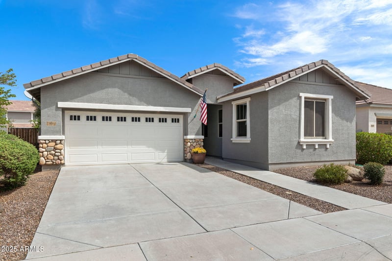 3116 Regina St, Mesa, AZ 85213
