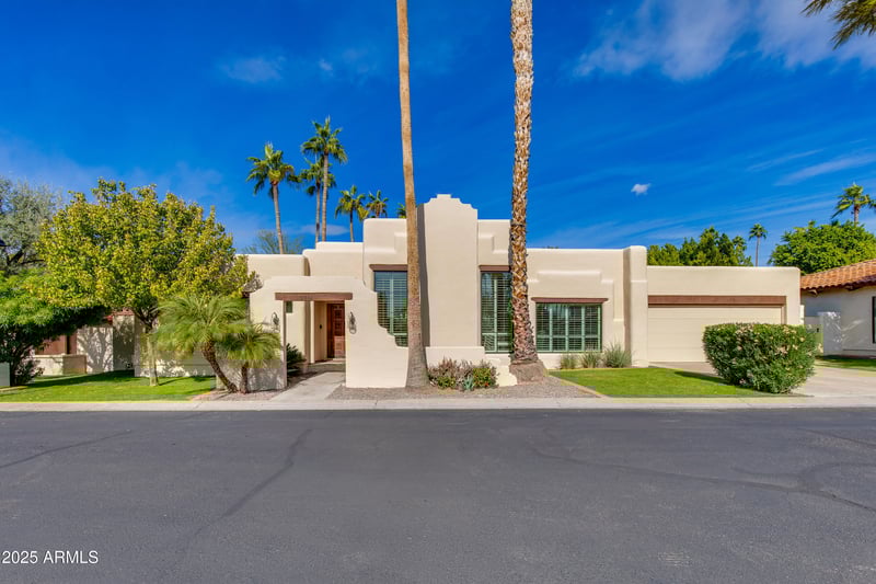 3116 Rose Ln, Phoenix, AZ 85016