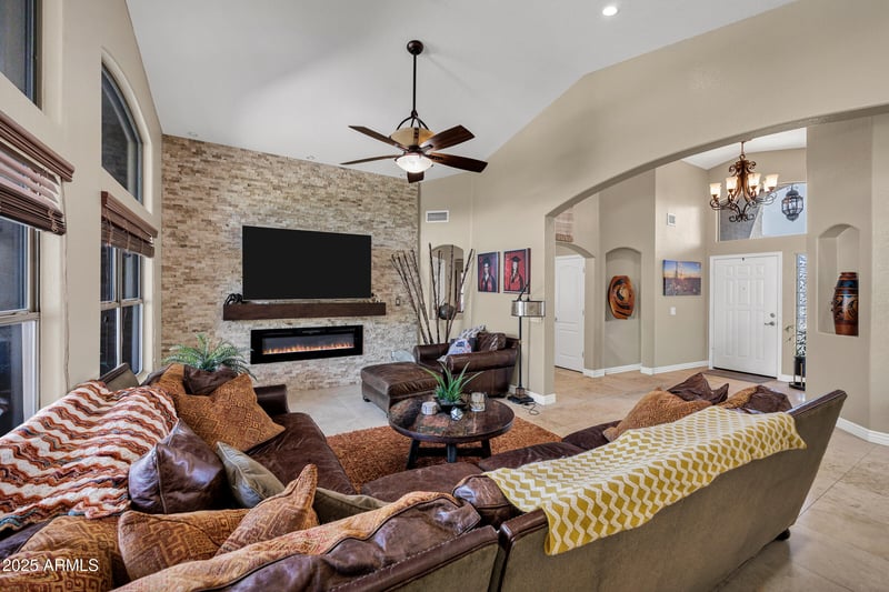 3116 Vista Bonita Dr, Phoenix, AZ 85027