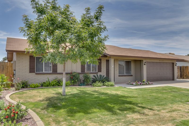 3117 E Pueblo Ave, Mesa, AZ 85204