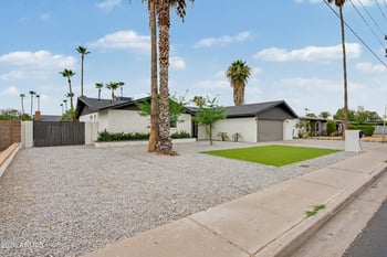 3117 Sweetwater Ave, Phoenix, AZ 85032