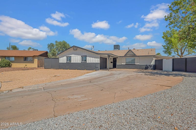 3117 W Pershing Ave, Phoenix, AZ 85029