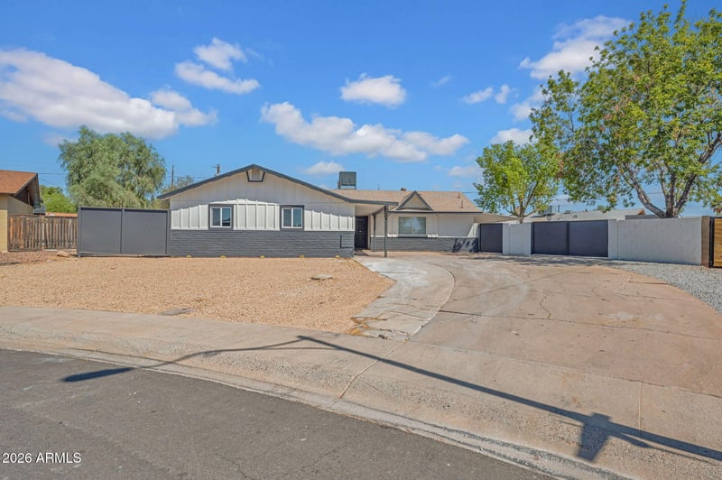 3117 W Pershing Ave, Phoenix, AZ 85029
