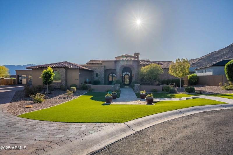 3118 Glenhaven Dr, Phoenix, AZ 85045