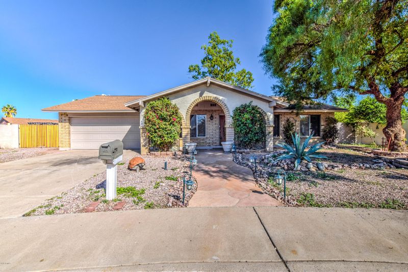 3118 W Meadow Dr, Phoenix, AZ 85053
