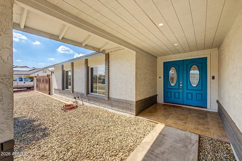 3118 W Woodridge Dr, Phoenix, AZ 85053