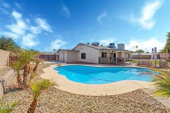 3118 W Woodridge Dr, Phoenix, AZ 85053