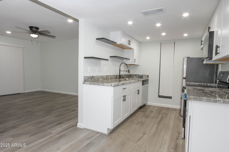 3119 Cochise Dr #109, Phoenix, AZ 85051