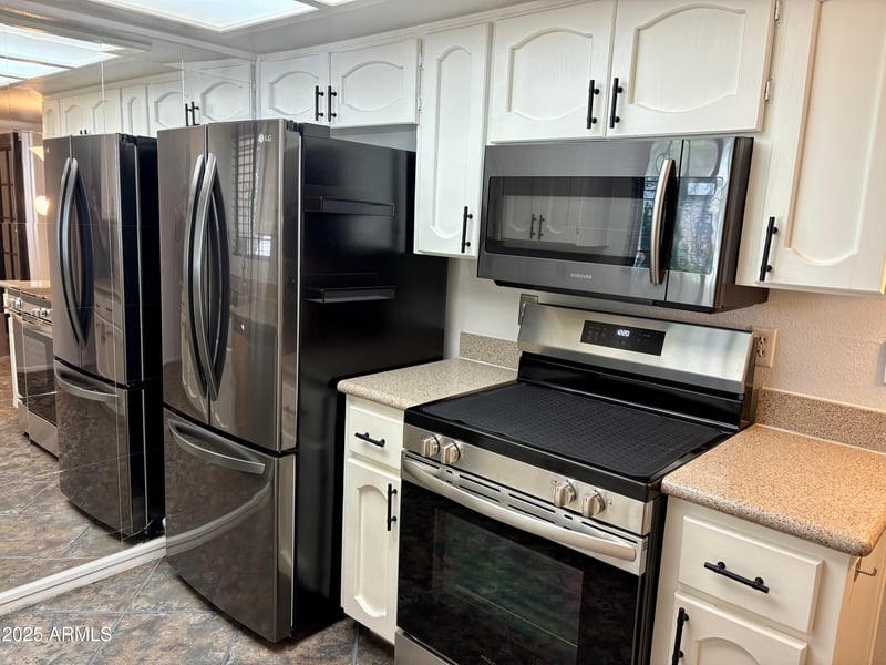 3119 Cochise Dr #114, Phoenix, AZ 85051