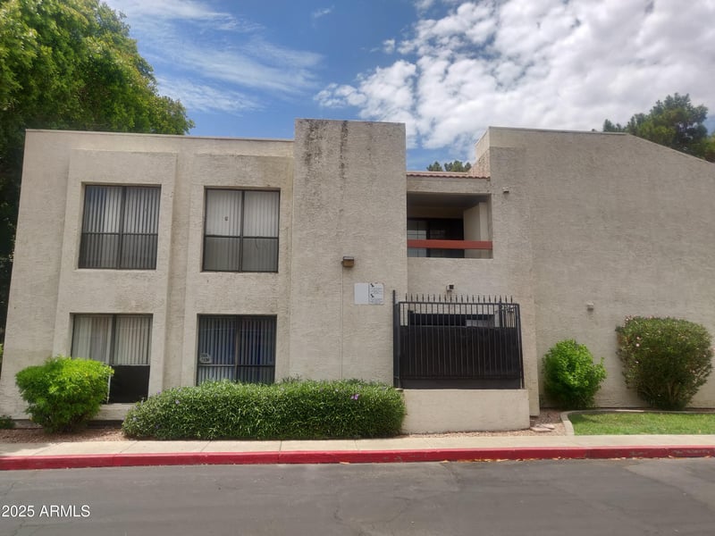 3119 Cochise Dr #228, Phoenix, AZ 85051