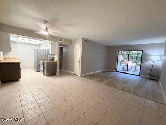 3119 W Cochise Dr #113, Phoenix, AZ 85051